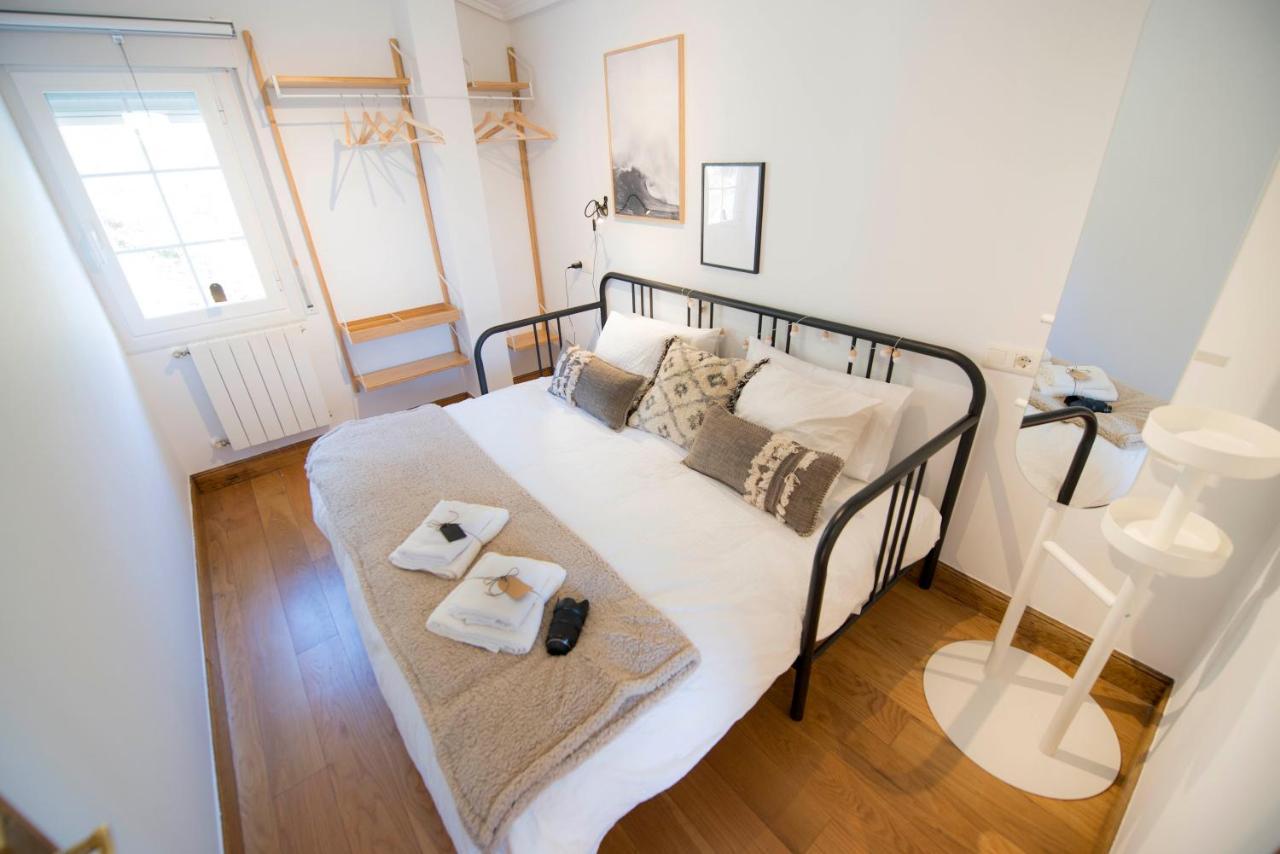 Apartamentos Turisticos Bizkar Bare Sopuerta Esterno foto